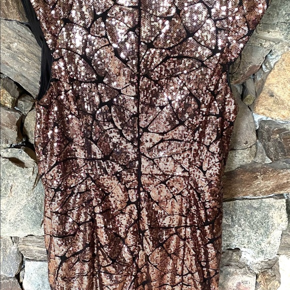 Beautiful sequin black & gold party dress - Picture 2 of 3